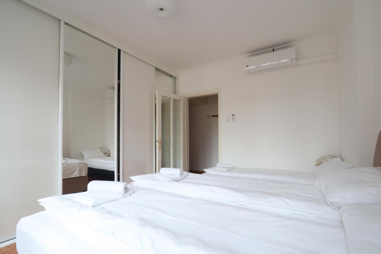Old Town Premium Apartment Сараєво Екстер'єр фото